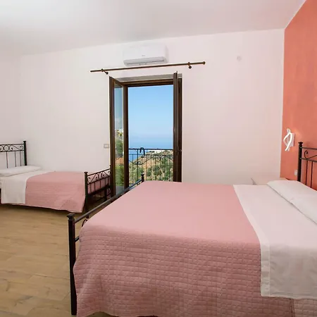 Incantevole Vicolo Bed & Breakfast Piraino